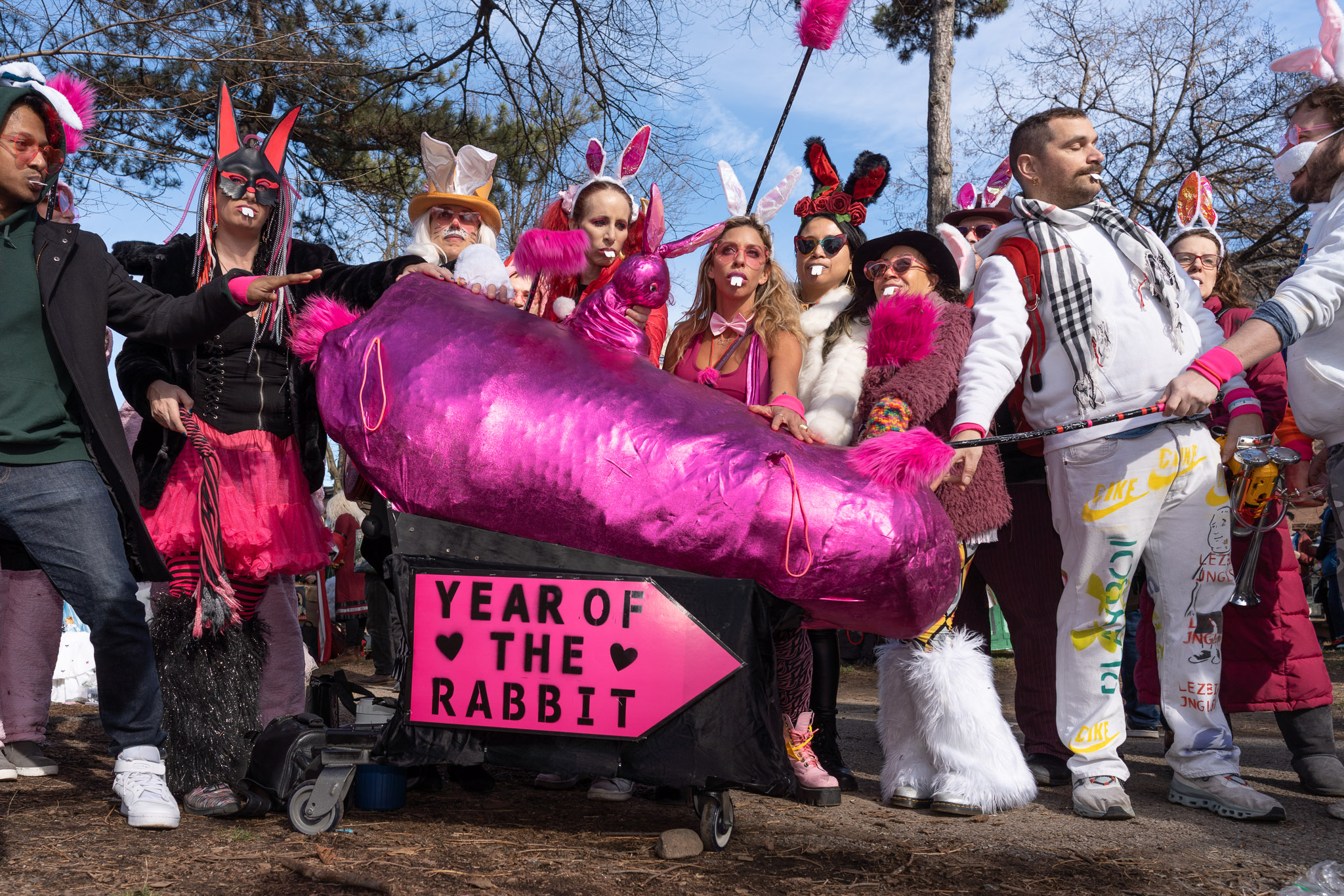 Sabotage and bribery at Idiotarod NYC. — photograph 4