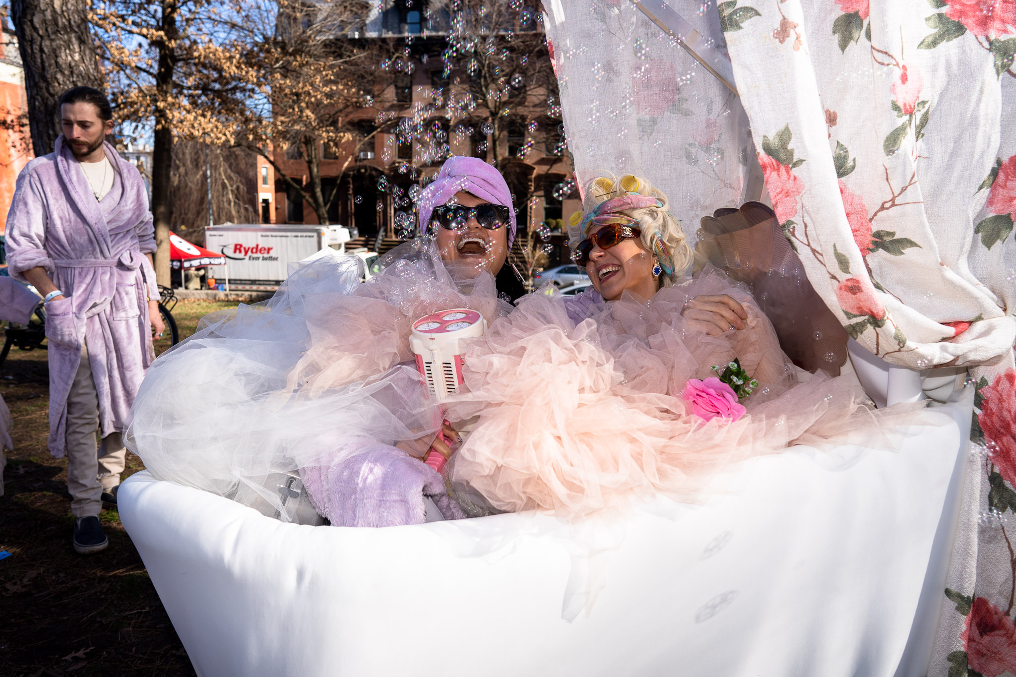 Sabotage and bribery at Idiotarod NYC. — photograph 8